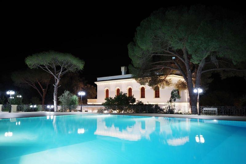 Le Scuderie Di Villa Ravenna Sannicola Eksteriør bilde